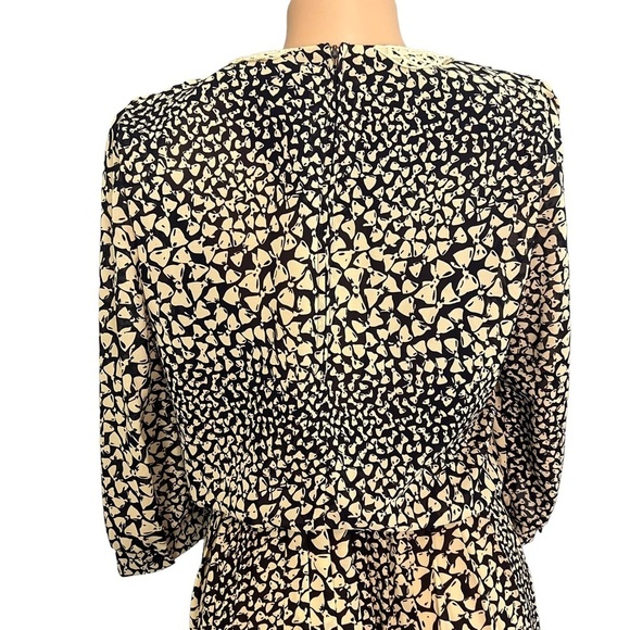 R.E.O Vintage Bow Print Long Sleeve Dress Lace Neckline - Picture 7 of 13
